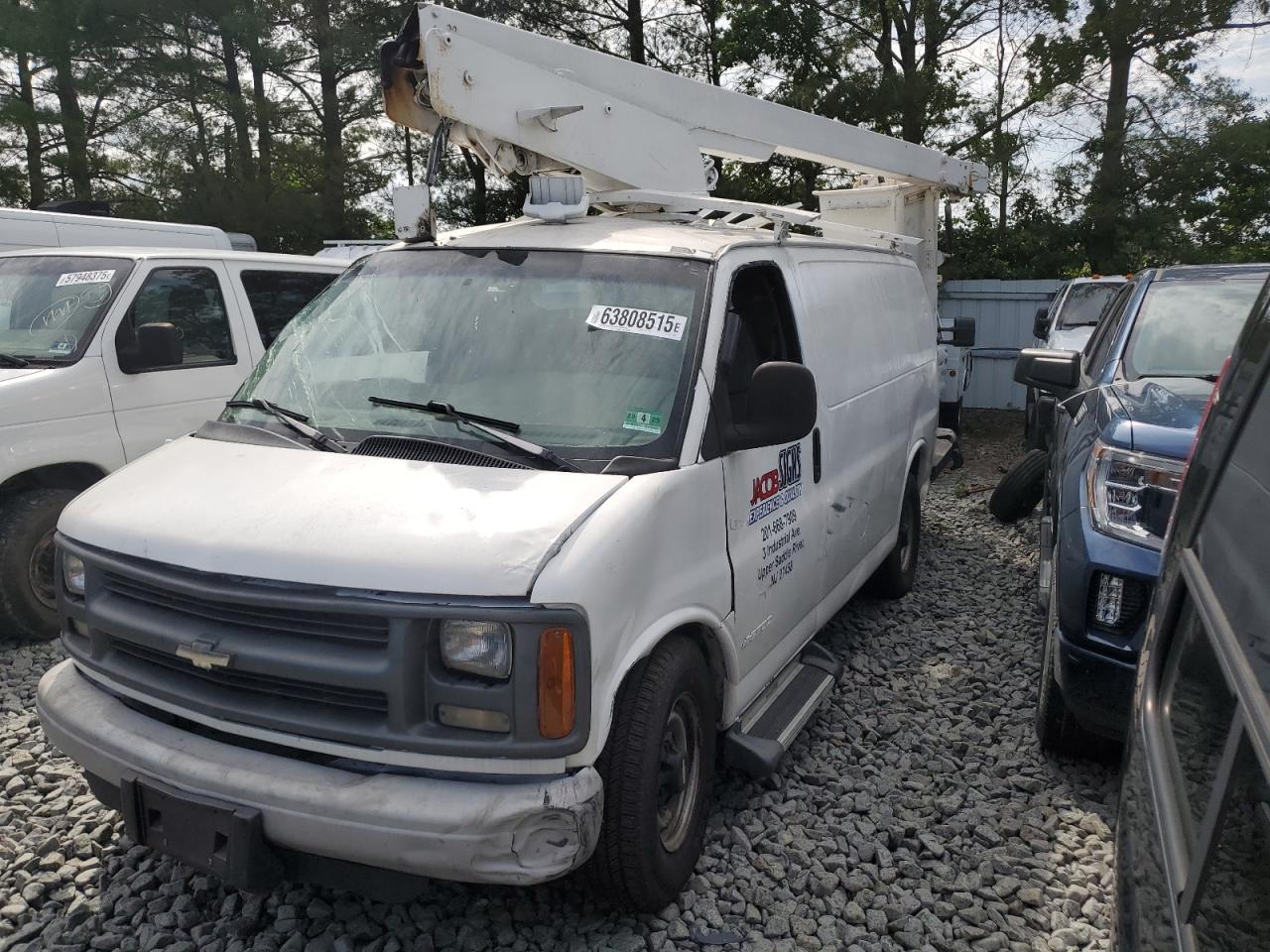 2000 Chevrolet Express 3500 Utility / Service Van - Image 2