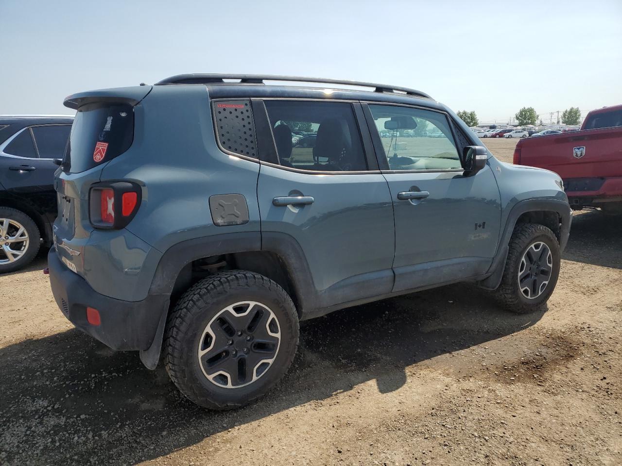 2017 Jeep Renegade Trailhawk - Фото 3