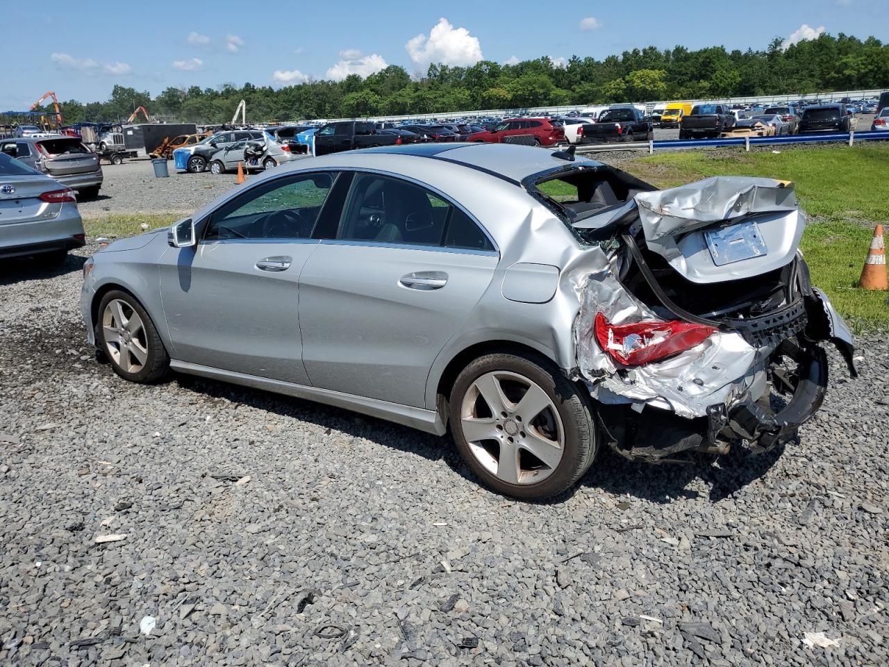 2017 Mercedes-Benz Cla 250 4Matic - Фото 2