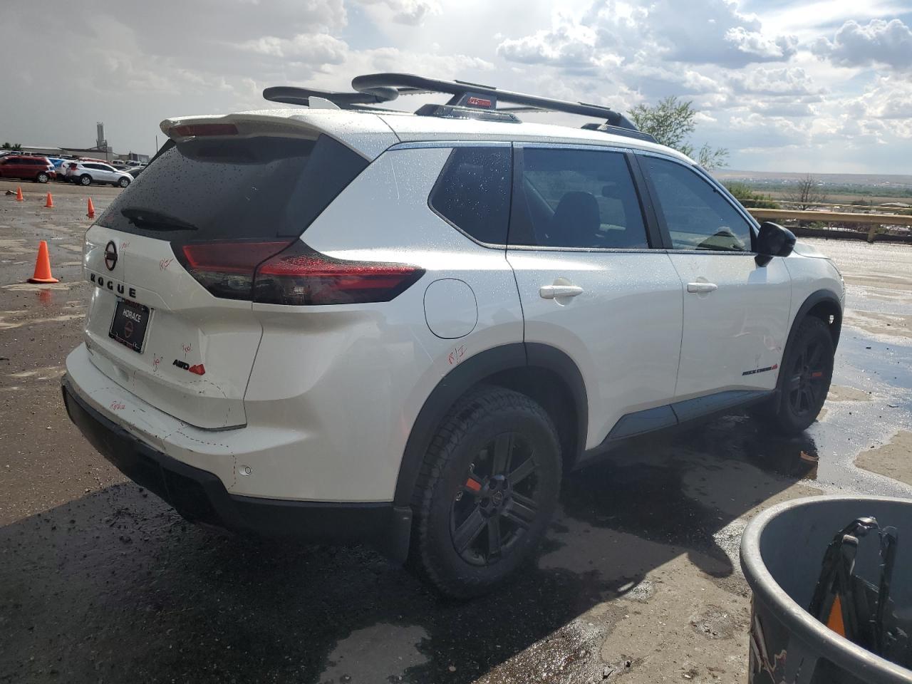 2025 Nissan Rogue Sv - Фото 3