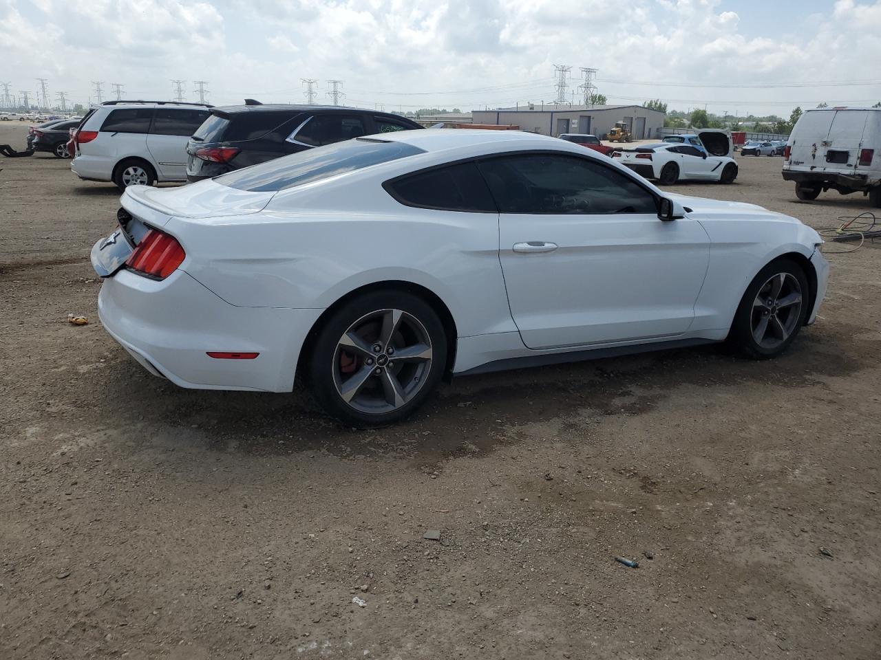 2015 Ford Mustang - Фото 3