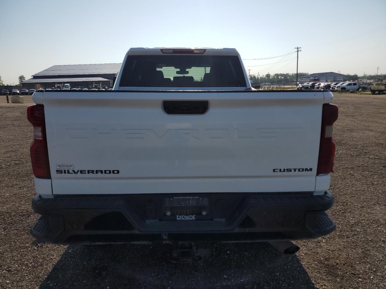 2022 Chevrolet Silverado K2500 Custom - Image 6