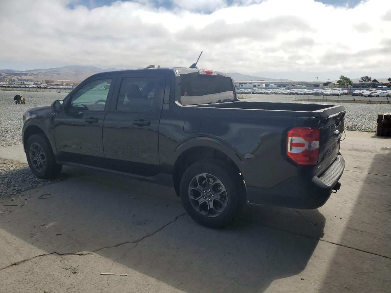 2024 Ford Maverick Xlt - Image 2