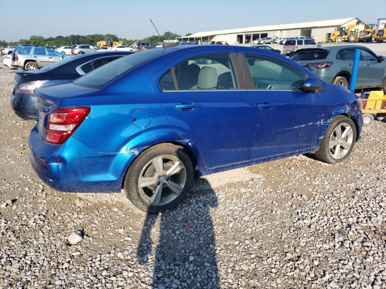 2018 Chevrolet Sonic Lt - Фото 3