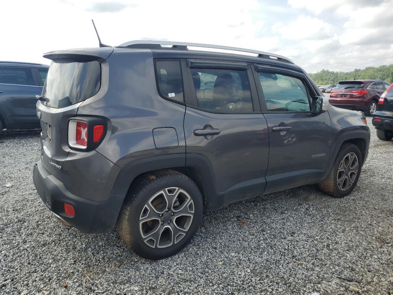 2018 Jeep Renegade Limited - Image 3
