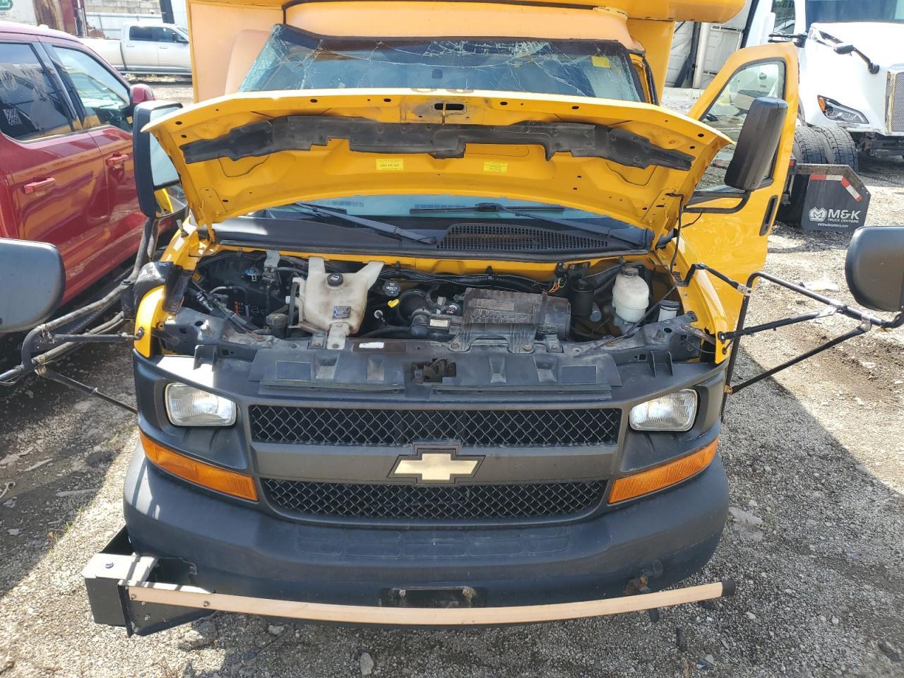 2014 Chevrolet Express G4500 - Фото 7