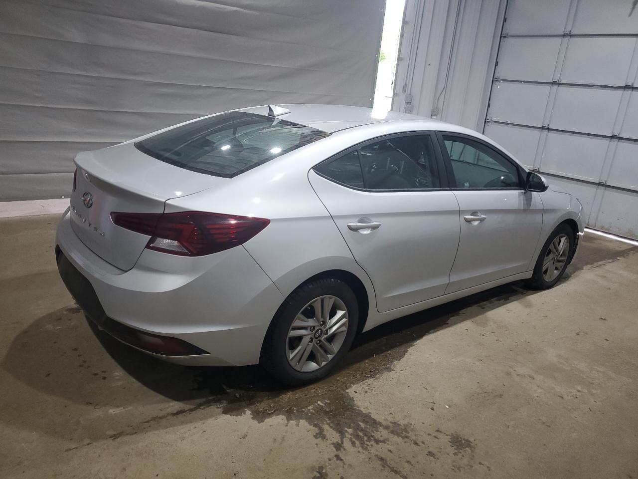 2019 Hyundai Elantra Sel - Фото 3