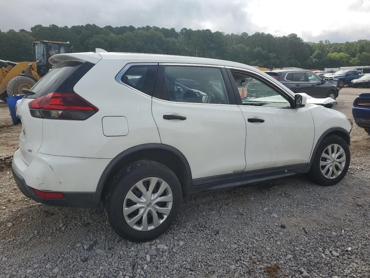 2018 Nissan Rogue S - Фото 3