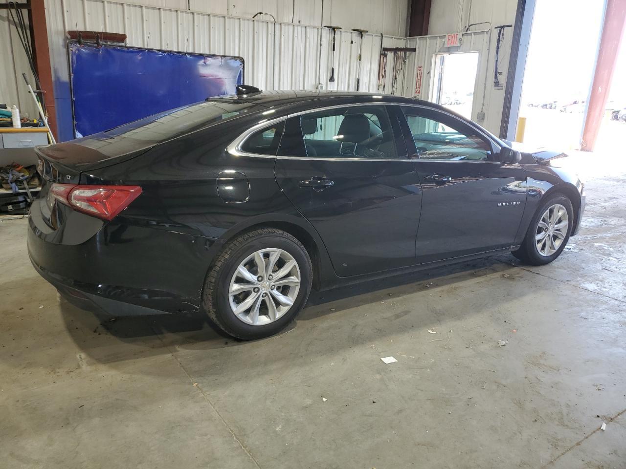 2022 Chevrolet Malibu Lt - Image 3