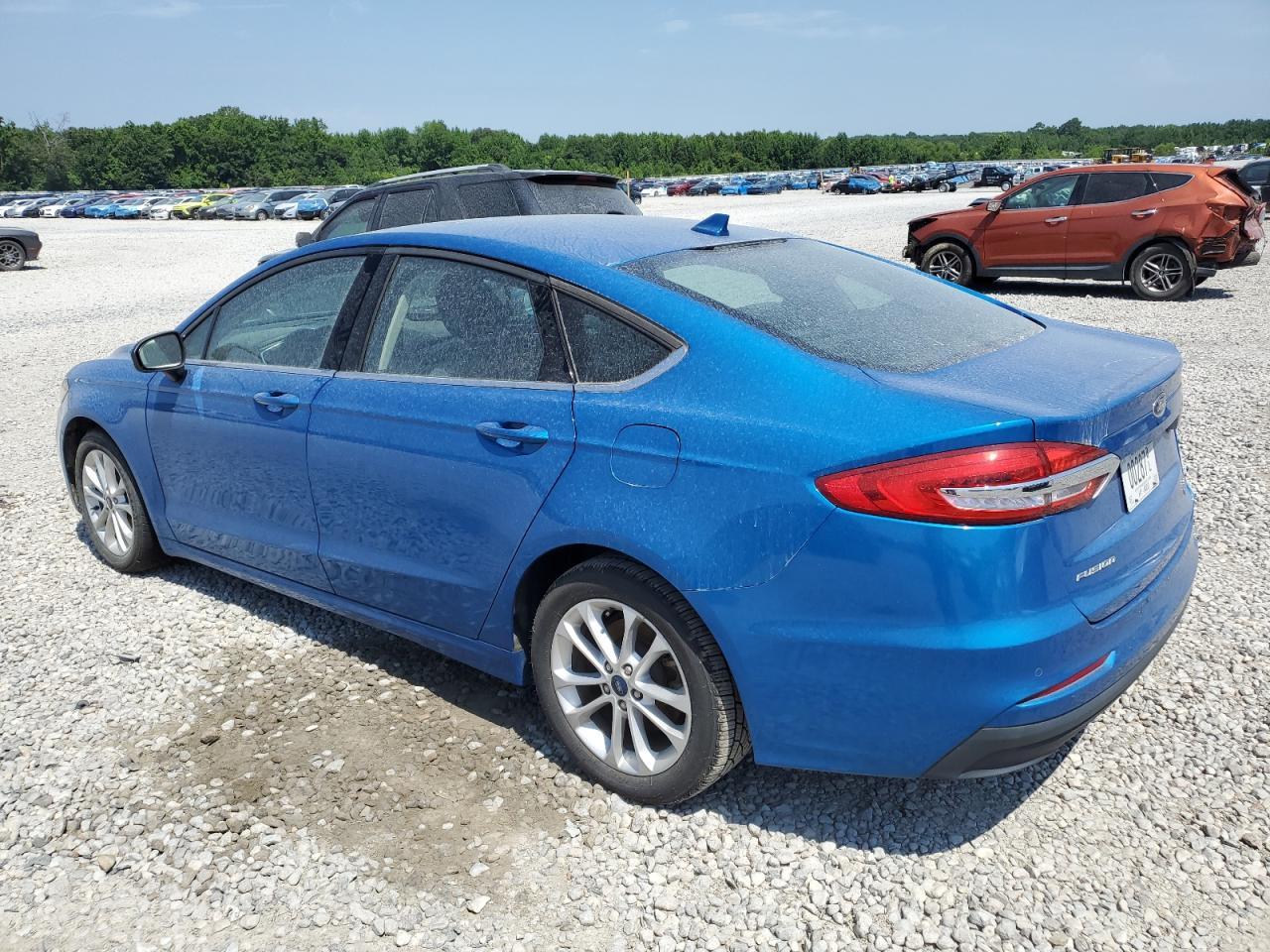 2020 Ford Fusion Se - Image 2