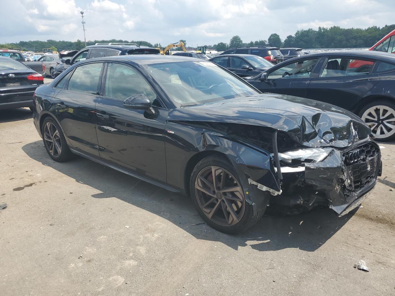 2023 Audi A4 Premium Plus 45 - Фото 4
