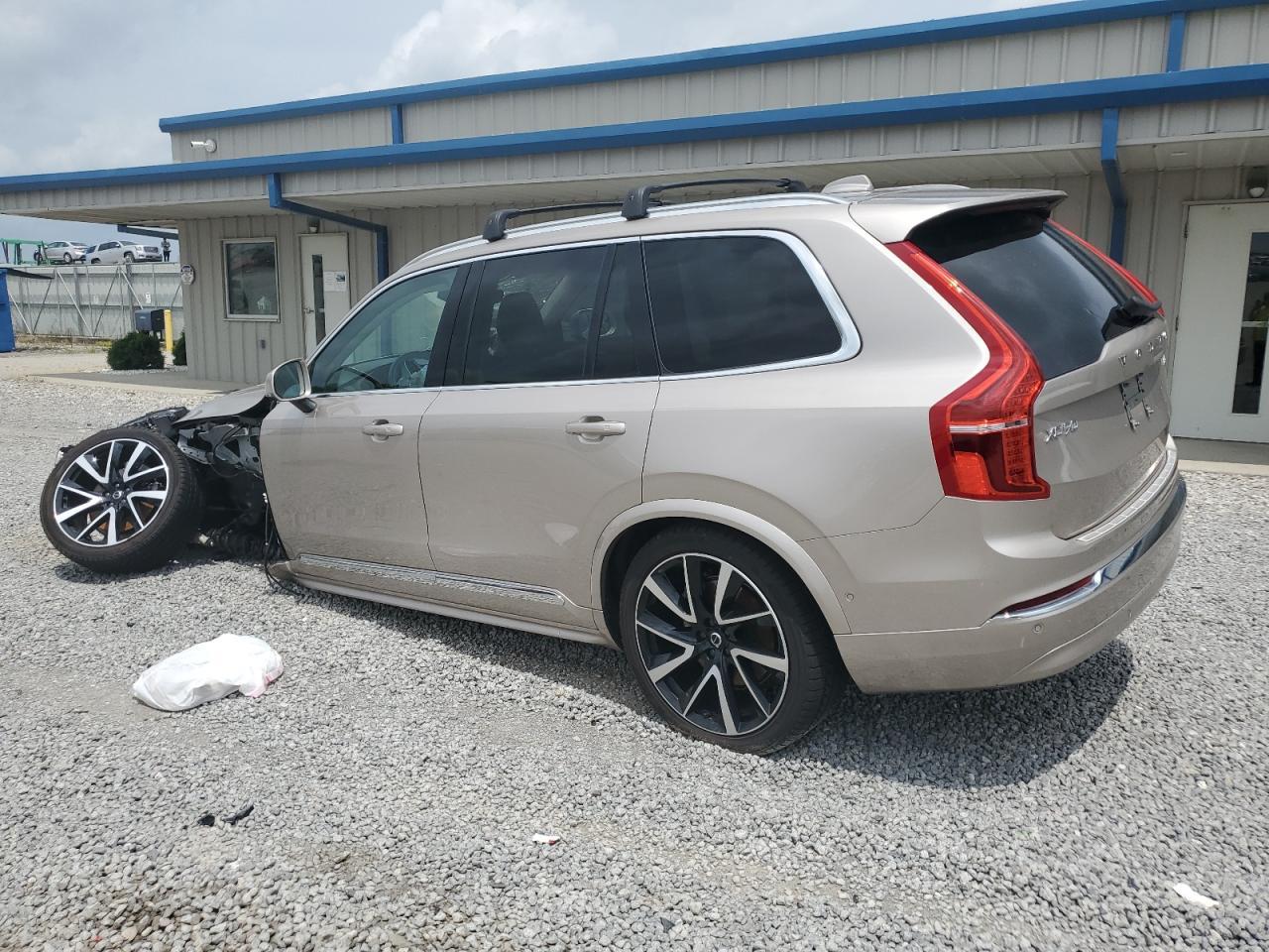 2024 Volvo Xc90 Plus - Image 2