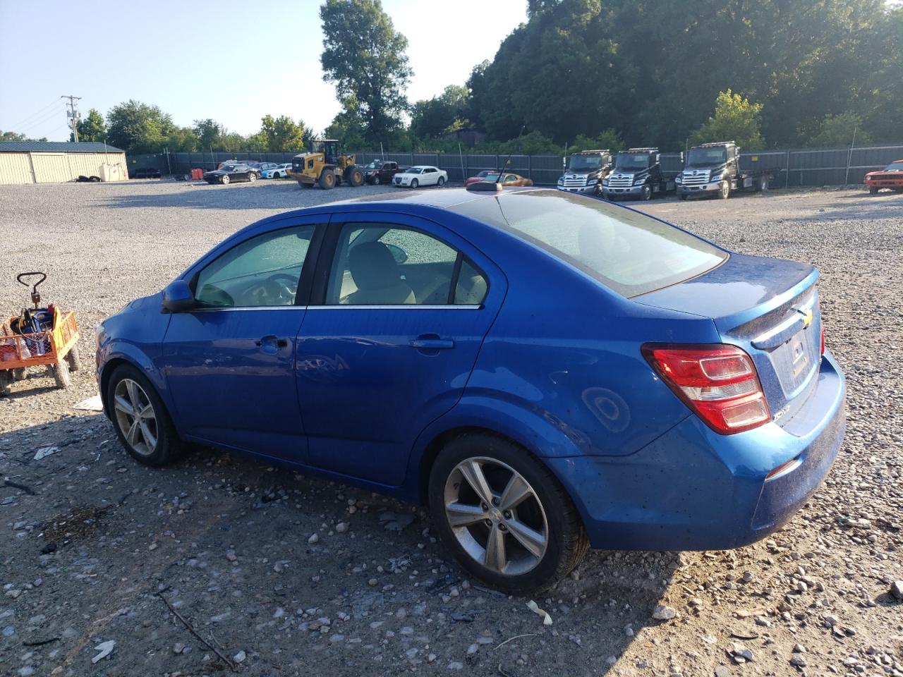 2018 Chevrolet Sonic Lt - Фото 2