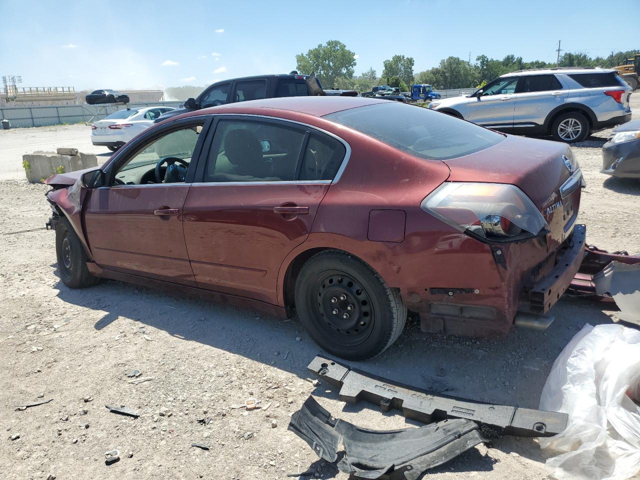 2012 Nissan Altima Base - Фото 2