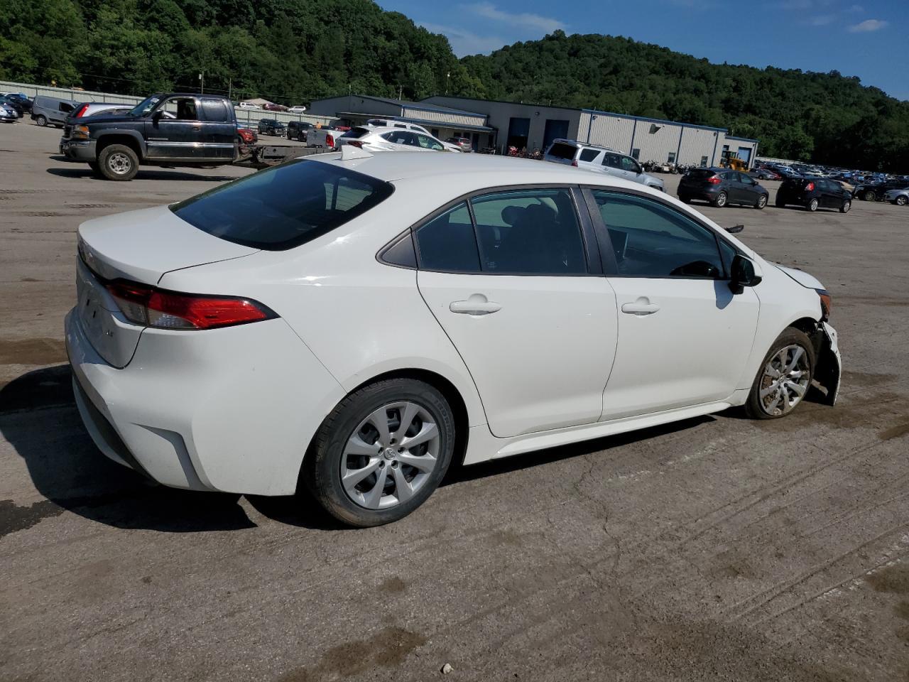2021 Toyota Corolla Le - Фото 3
