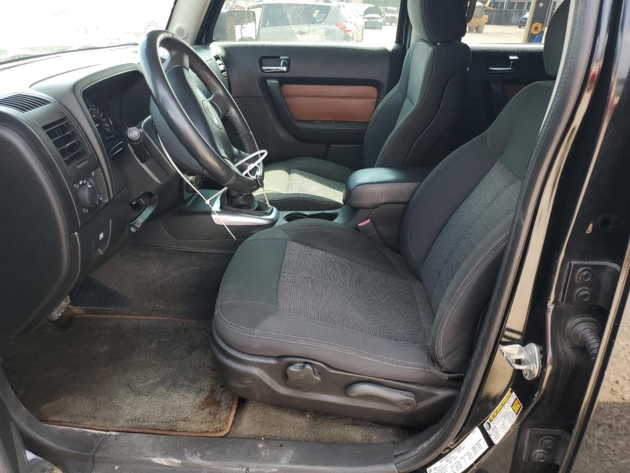 2006 Hummer H3 - Image 7