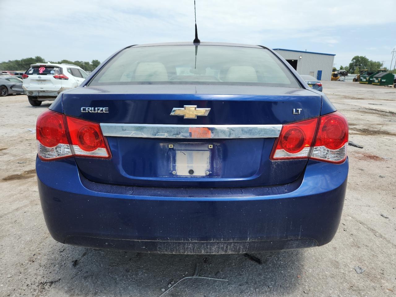 2013 Chevrolet Cruze Lt - Image 6