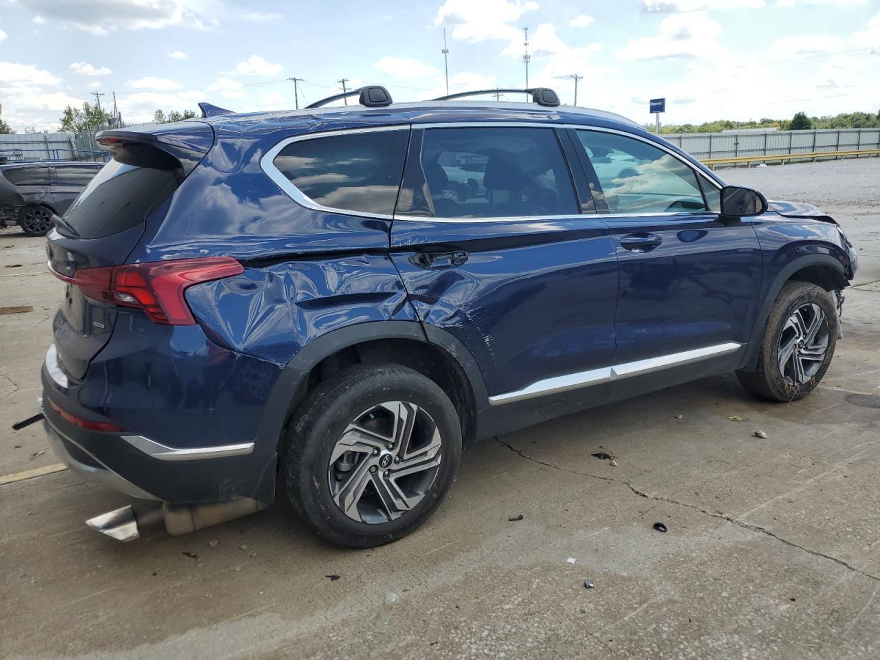 2022 Hyundai Santa Fe Sel - Image 3