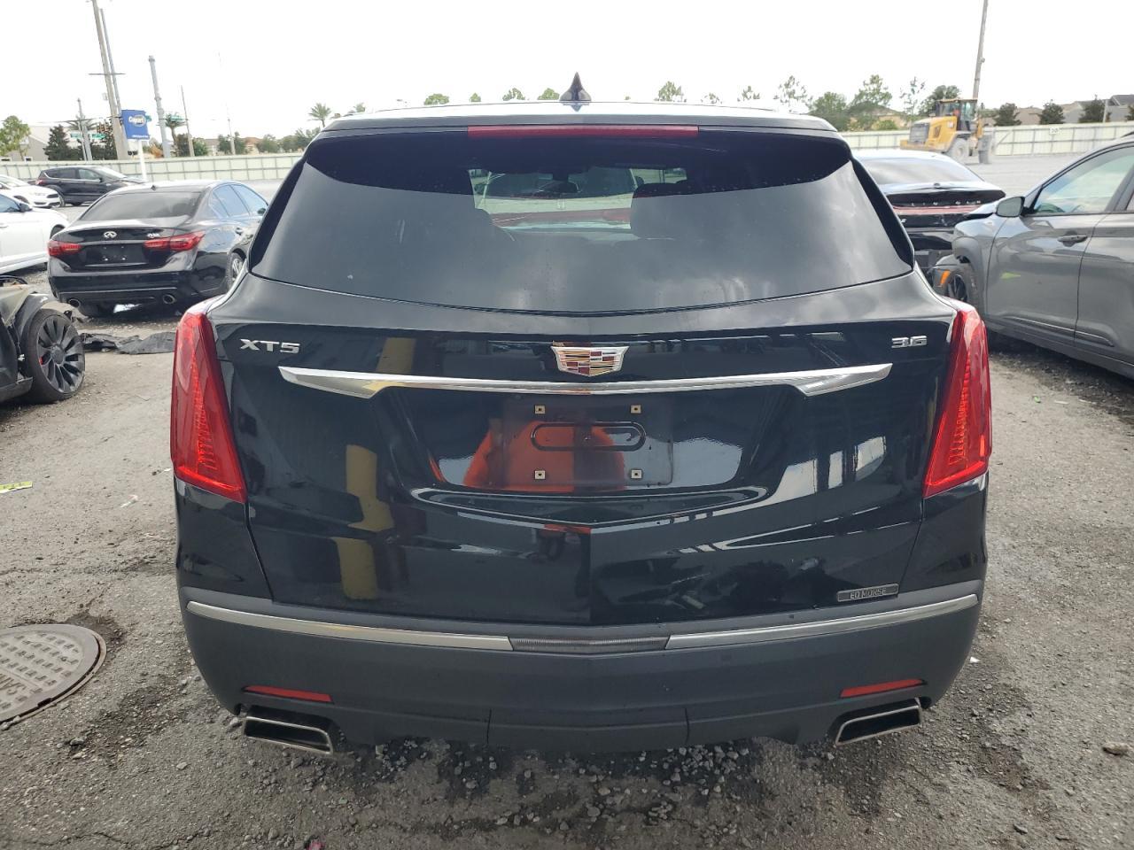 2018 Cadillac Xt5 - Фото 6