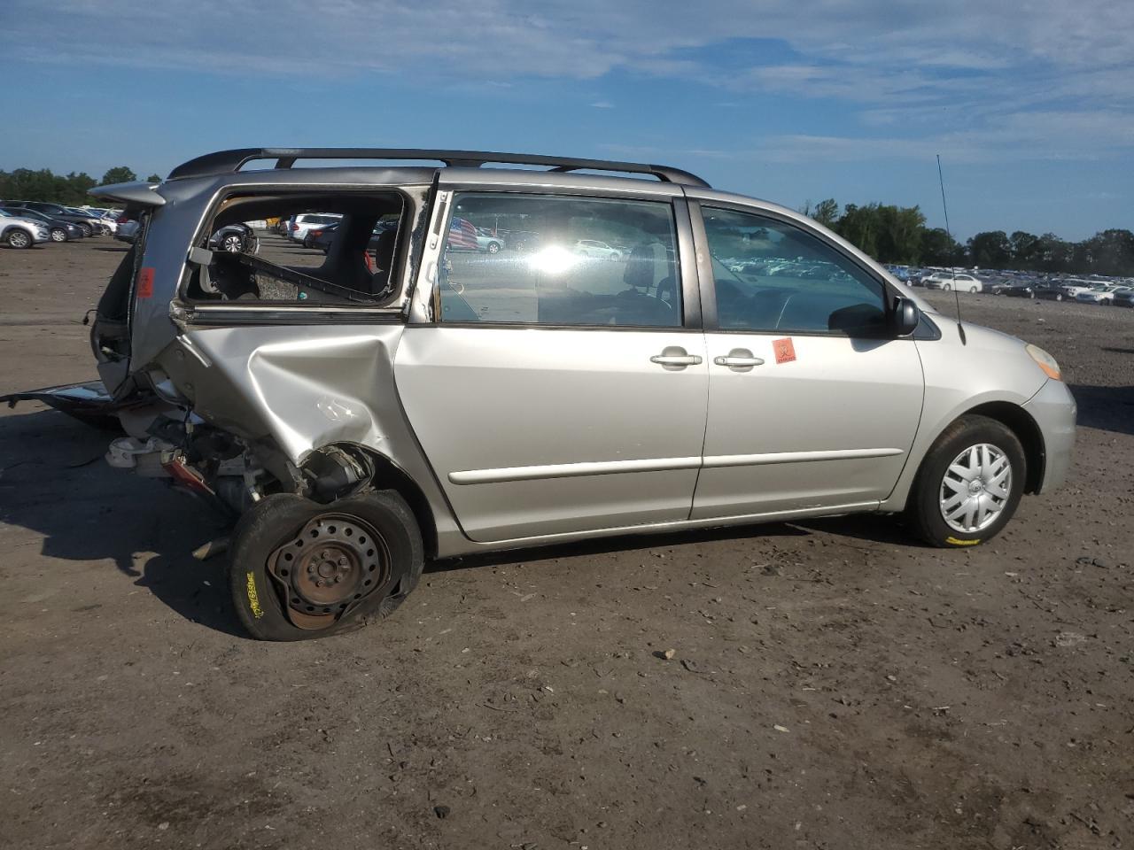 2006 Toyota Sienna Ce - Фото 3