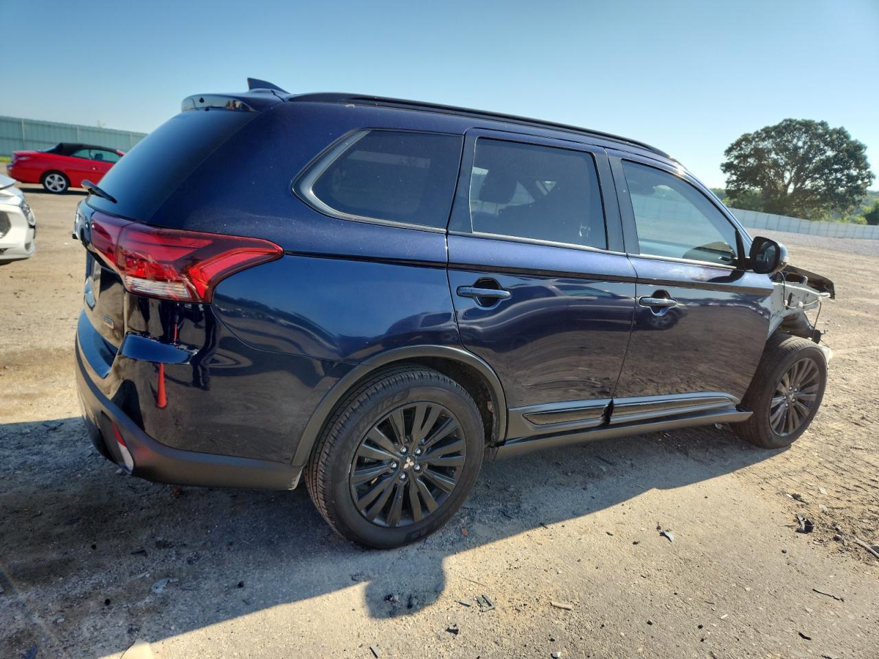 2020 Mitsubishi Outlander Se - Image 3