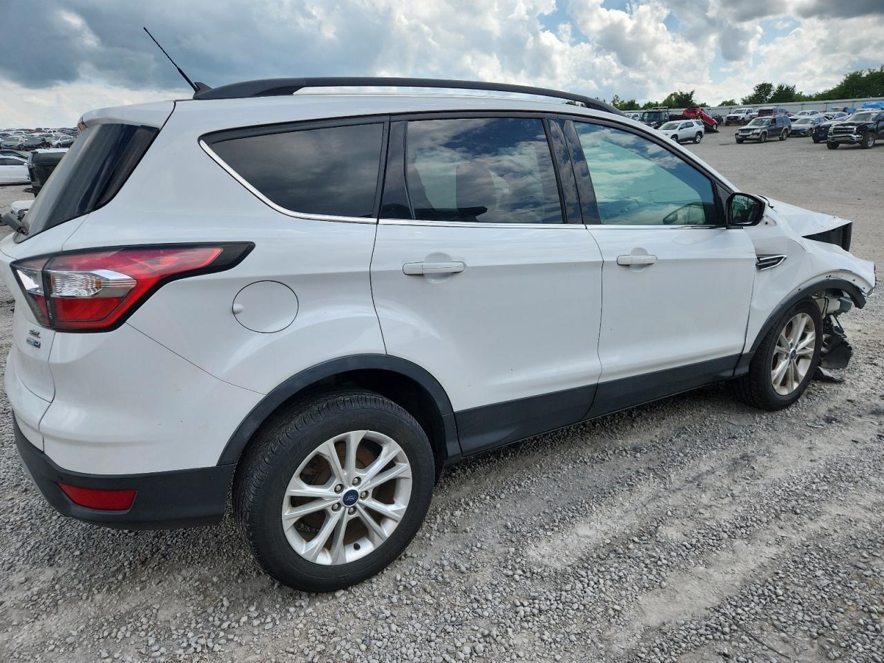 2018 Ford Escape Sel - Image 3