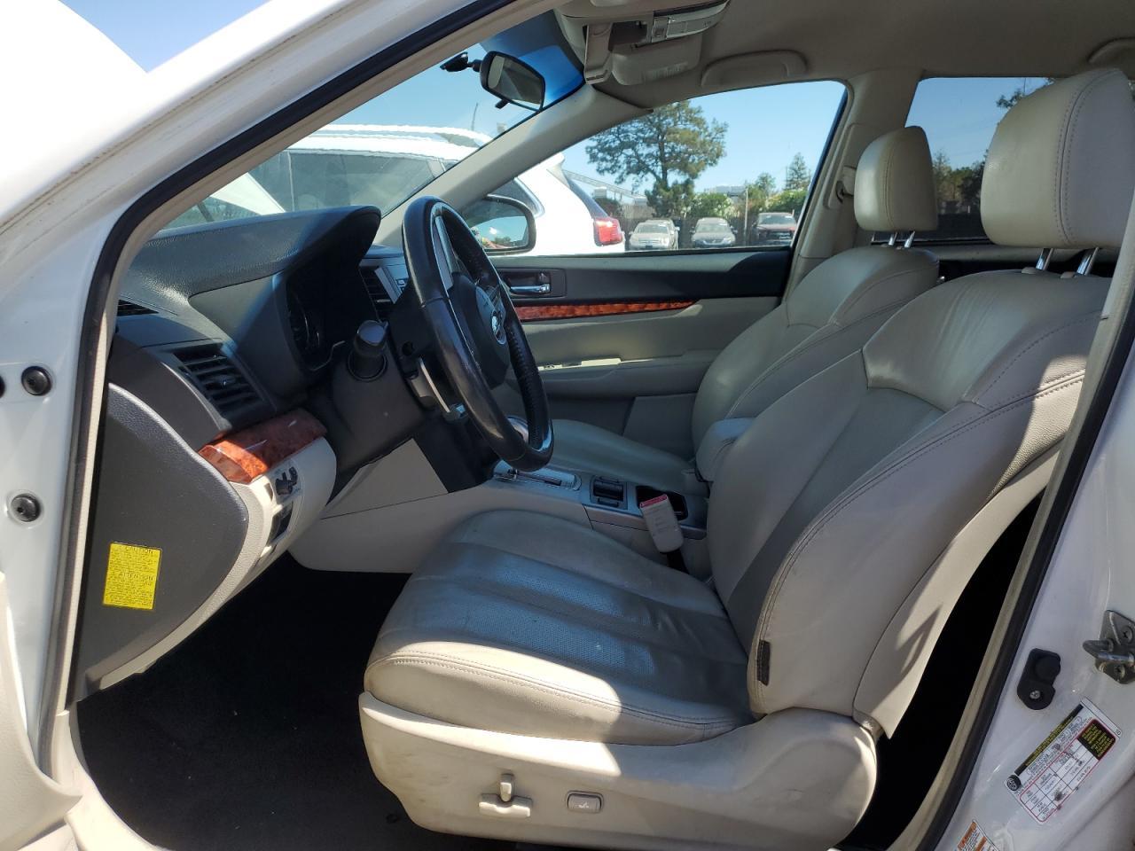 2011 Subaru Outback 2.5I Limited - Фото 7