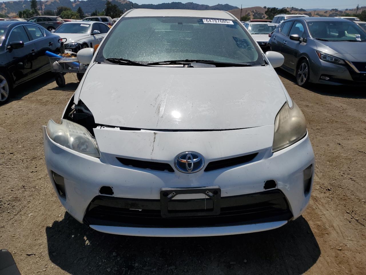 2013 Toyota Prius - Image 5