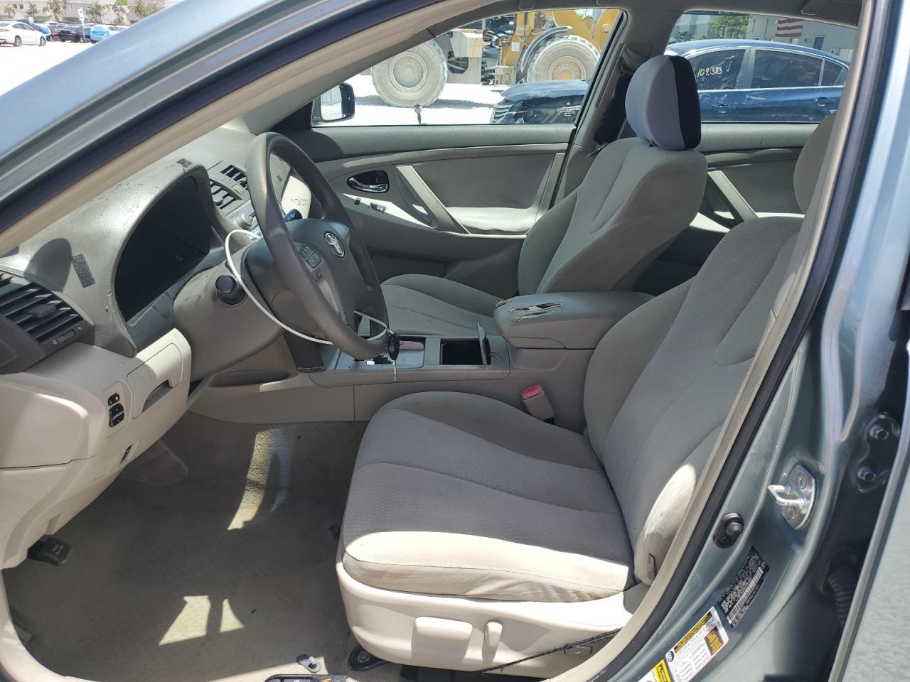2011 Toyota Camry Base - Фото 7