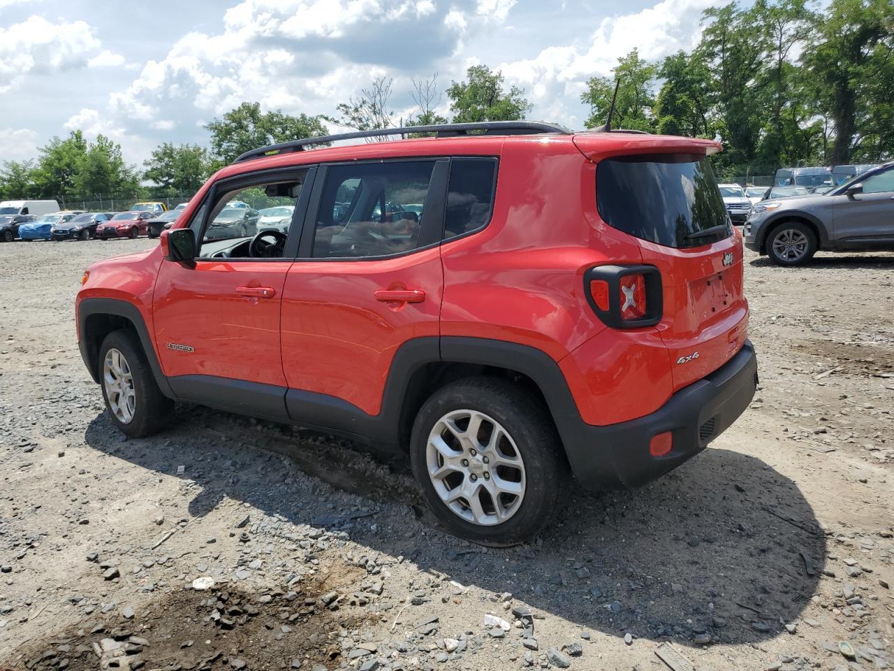 2018 Jeep Renegade Latitude - Фото 2