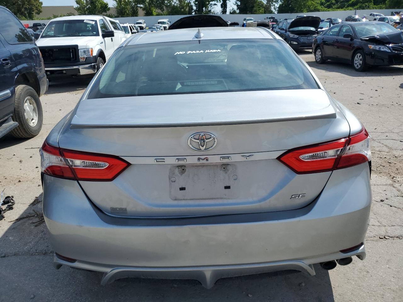 2020 Toyota Camry Se - Image 6