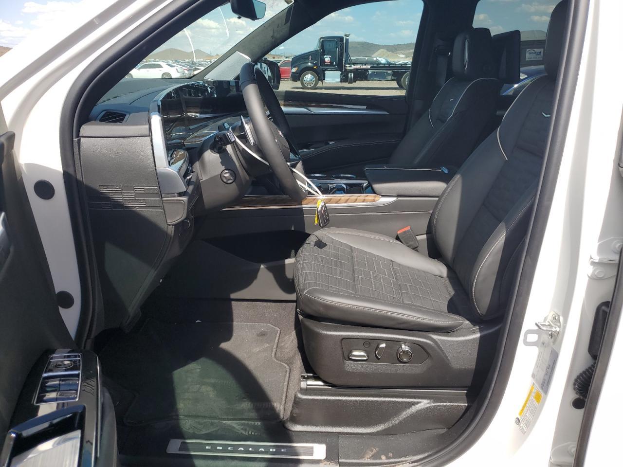 2025 Cadillac Escalade Sport Platinum - Фото 7