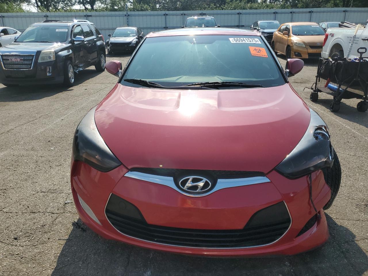 2016 Hyundai Veloster Base - Фото 5