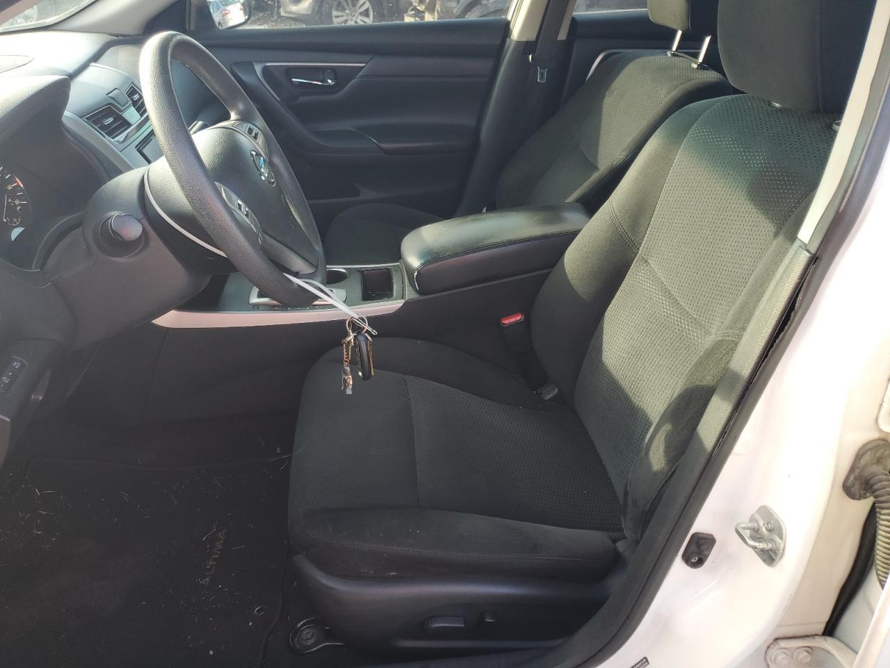 2015 Nissan Altima - Image 7