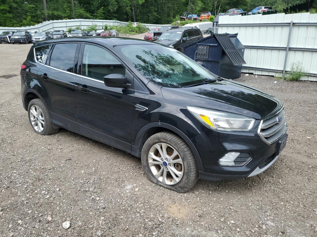 2017 Ford Escape Se - Фото 4