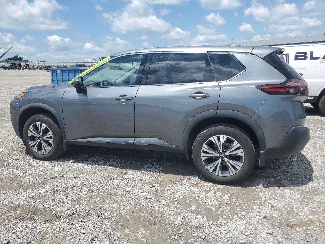 2021 Nissan Rogue Sv - Фото 2
