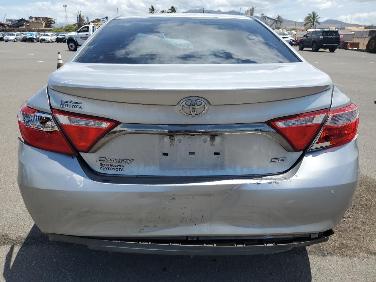 2016 Toyota Camry Le - Фото 6