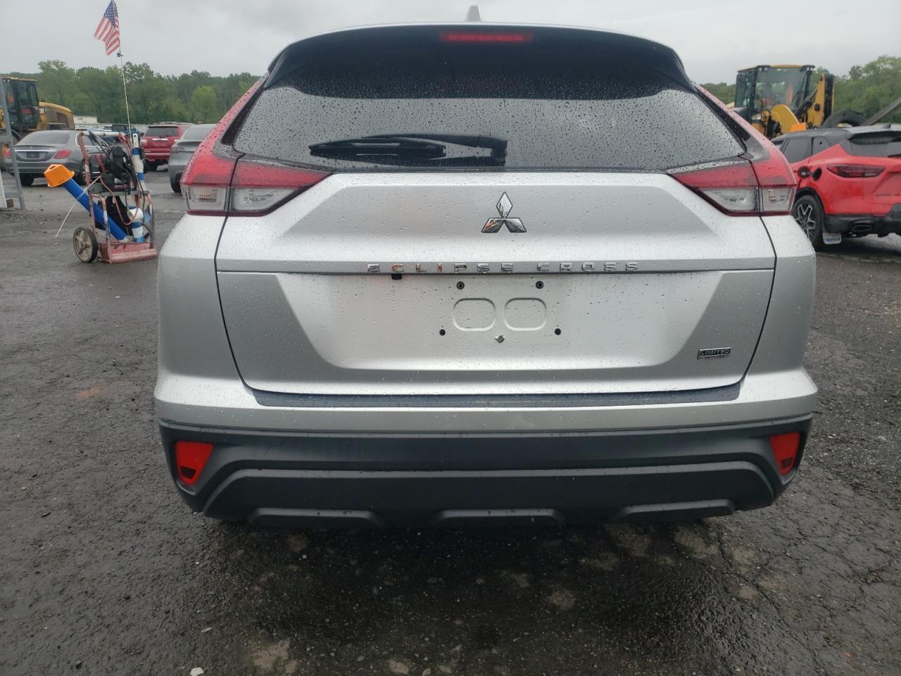 2022 Mitsubishi Eclipse Cross Le - Image 6