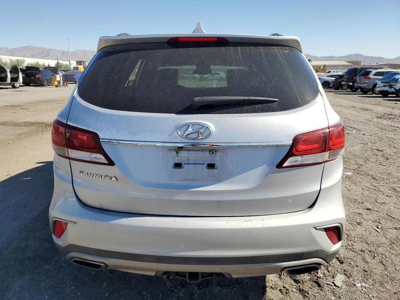 2017 Hyundai Santa Fe Se - Фото 6