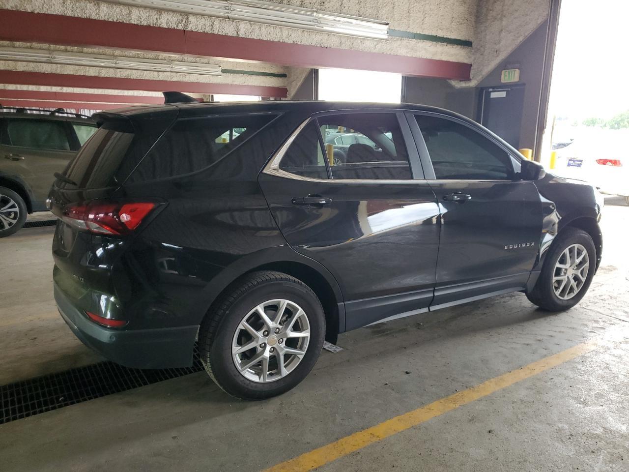 2024 Chevrolet Equinox Lt - Image 3