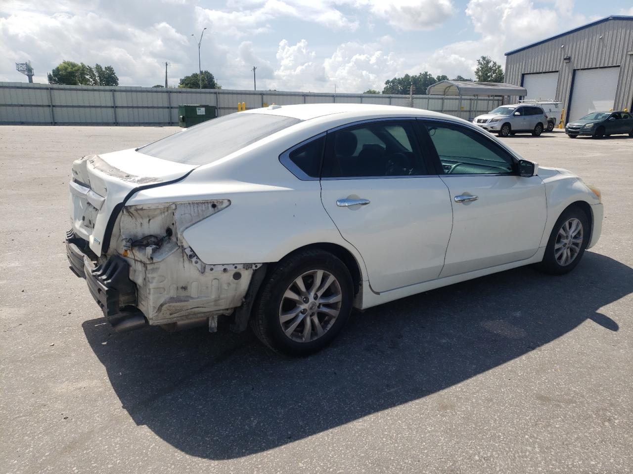 2014 Nissan Altima 2.5 S - Image 3