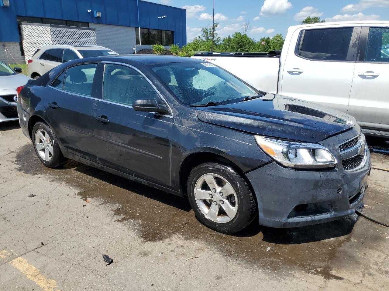 2013 Chevrolet Malibu Ls - Image 4