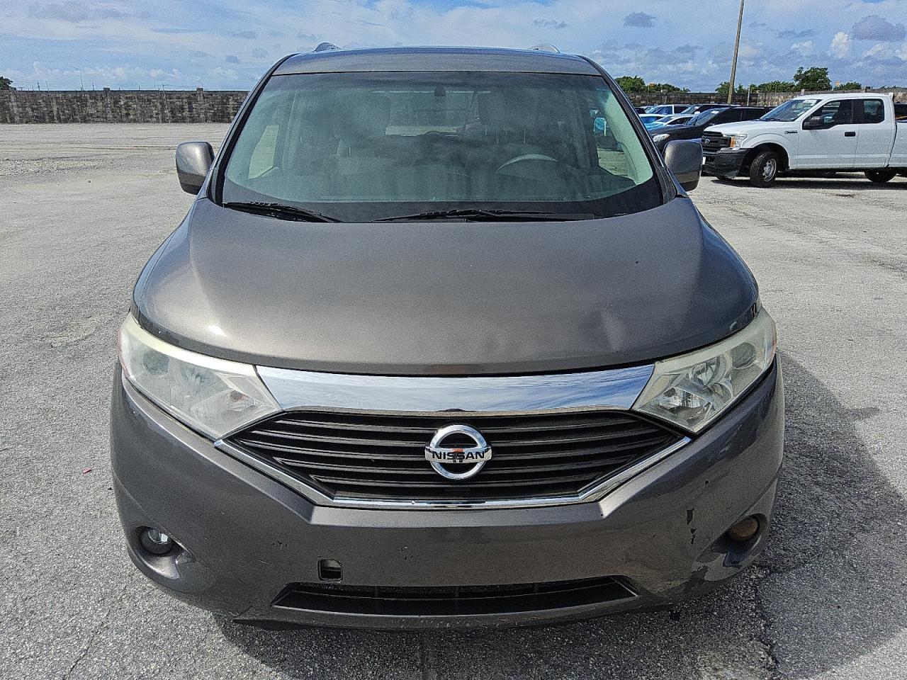 2016 Nissan Quest S - Фото 5