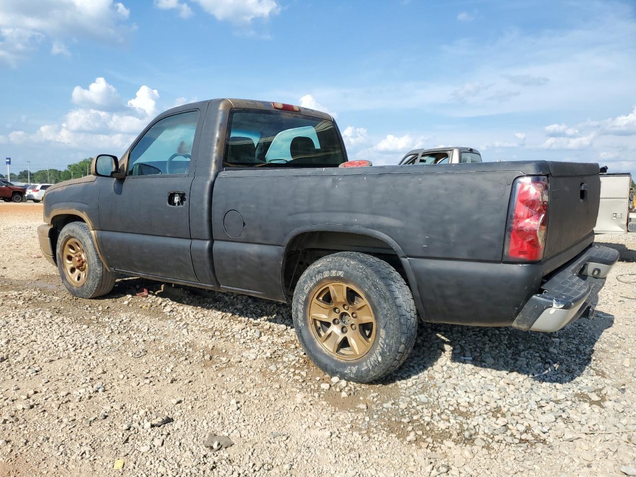 2007 Chevrolet Silverado C1500 Classic - Фото 2