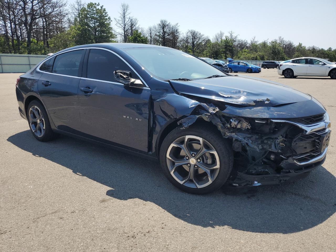 2022 Chevrolet Malibu Lt - Image 4