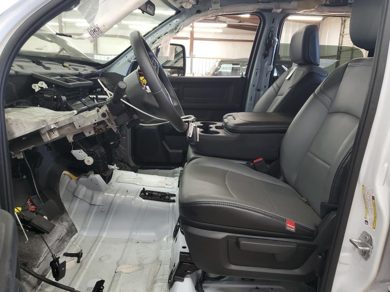 2023 Ram 2500 Tradesman - Фото 7