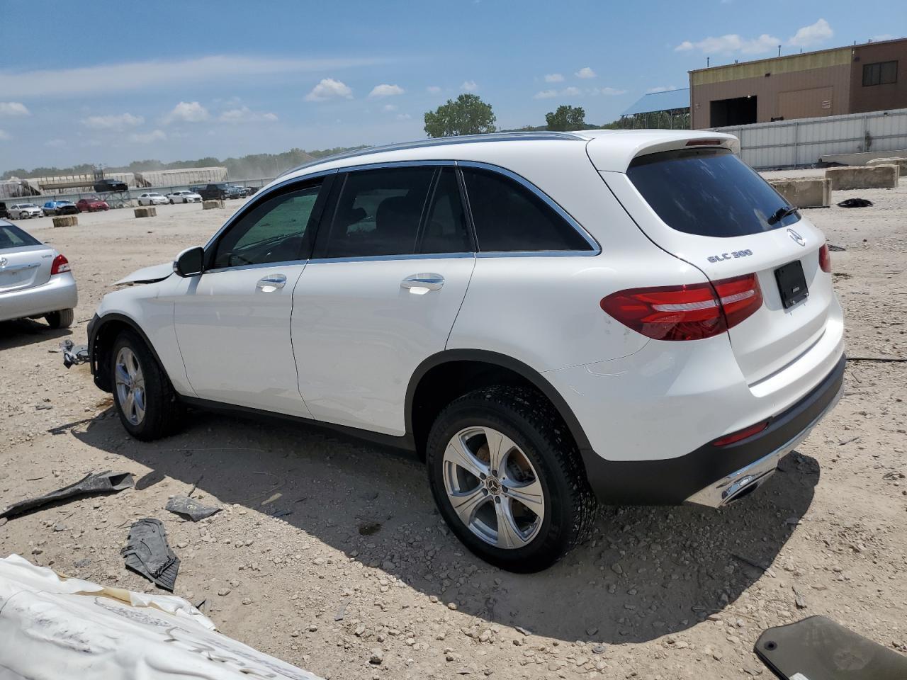 2018 Mercedes-Benz Glc 300 4Matic - Фото 2