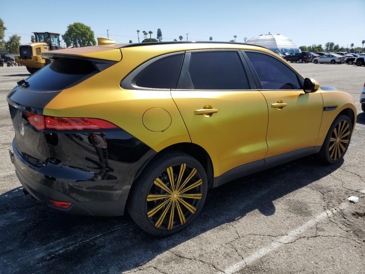 2018 Jaguar F-Pace Premium - Image 3