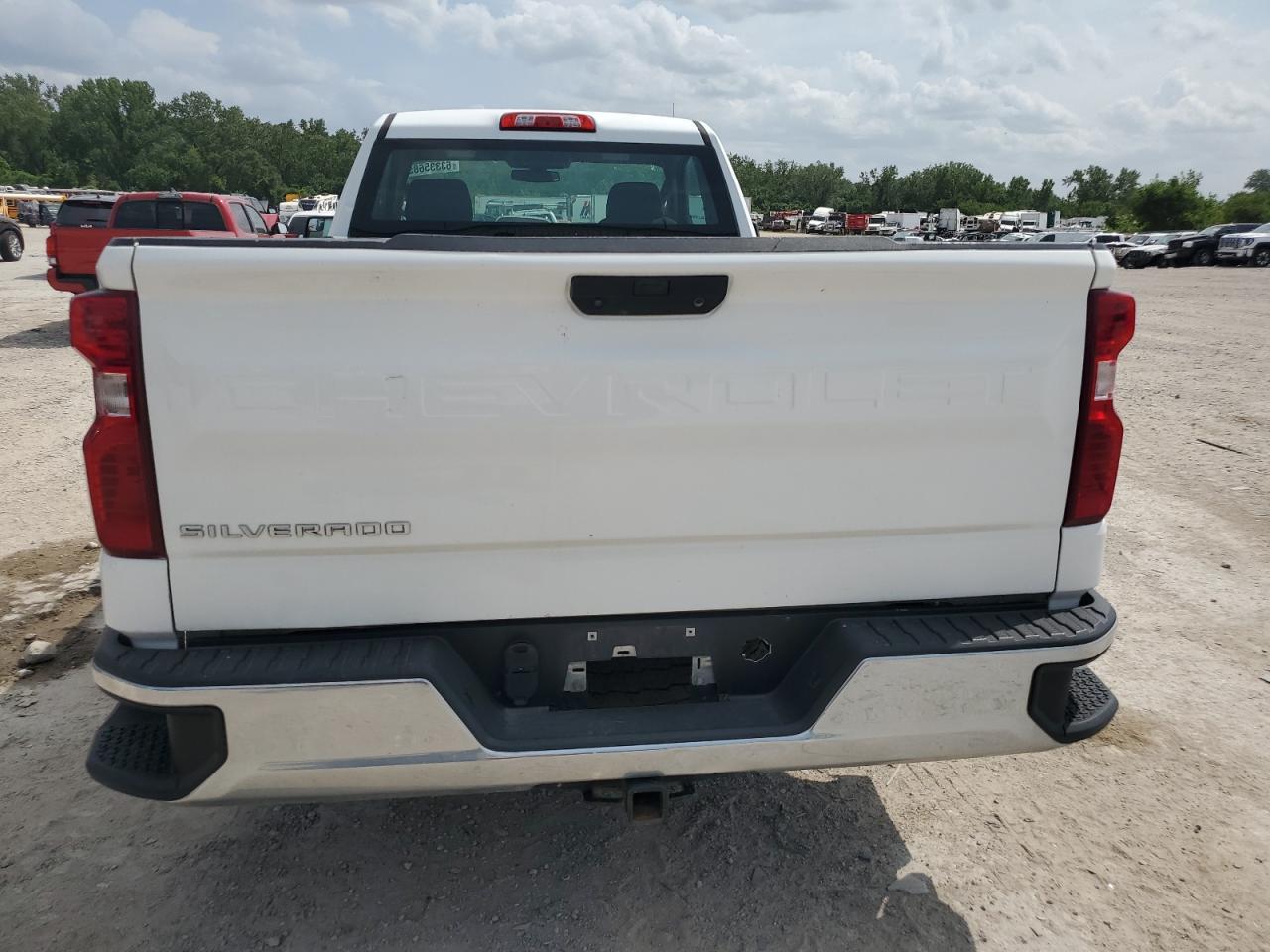 2021 Chevrolet Silverado C1500 - Фото 6