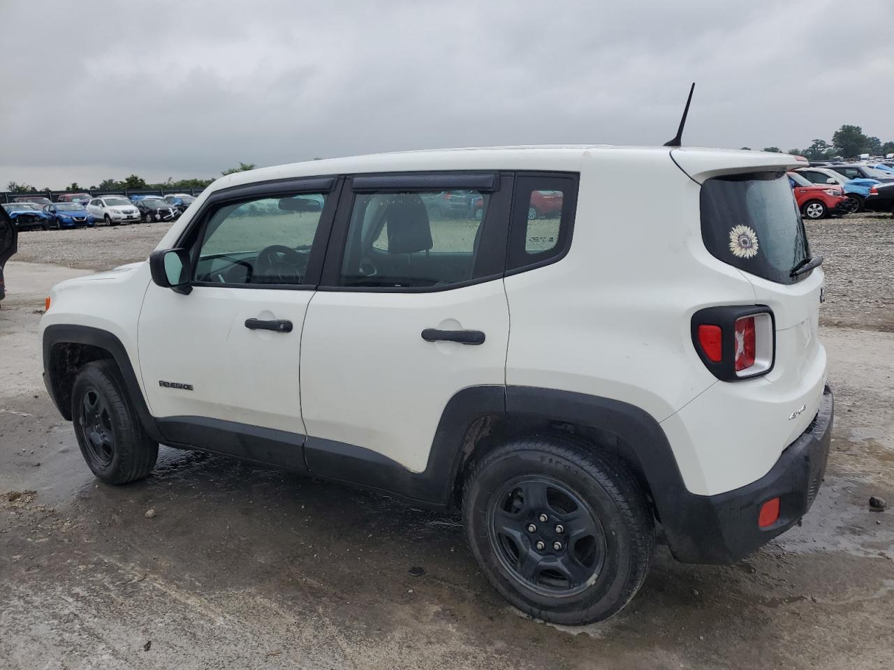 2018 Jeep Renegade Sport Sport - Image 2